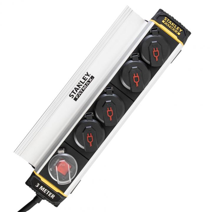 stanley sxecch2lafe 4 es elosztó kapcsolóval, 3 m, ip44 es védelem, alumínium ház, csíptetővel, beltérben is használható, h07rn f 3g1,5 mm2 kábel