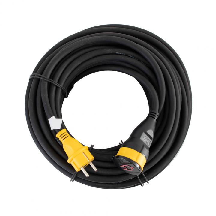 stanley sxeccr91e2e hosszabbító lengőaljzattal, 20 m, ip44 es védelem, kül és beltéren egyaránt használható, h07rn f 3g2,5 mm2 fekete kábel