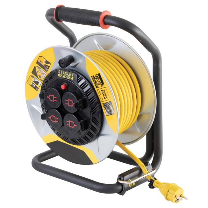 stanley sxeccm2fase kültéri fém kábeldob, 25 m, ip44 es védelem, kábelvezető, masszív fém dob és láb, h07rn f 3g1,5 mm2 kábel, max. 3000 w